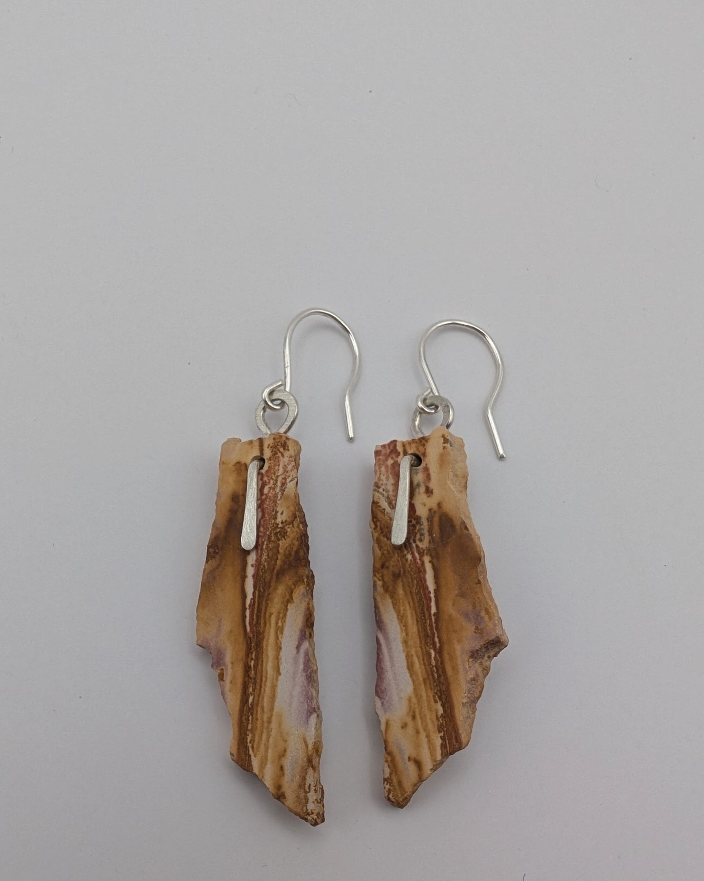 Wonderstone Earrings Pair 02