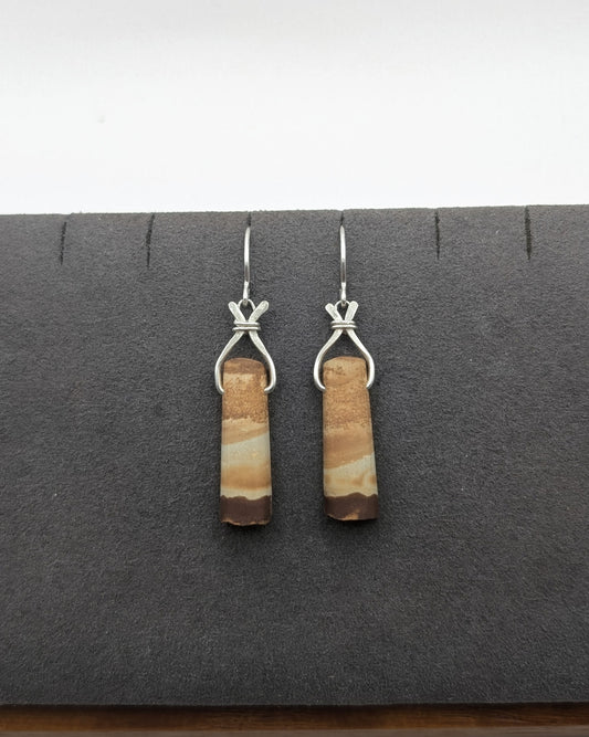 Wonderstone Earrings Pair 03